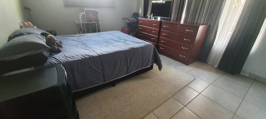 3 Bedroom Property for Sale in Roosheuwel North West